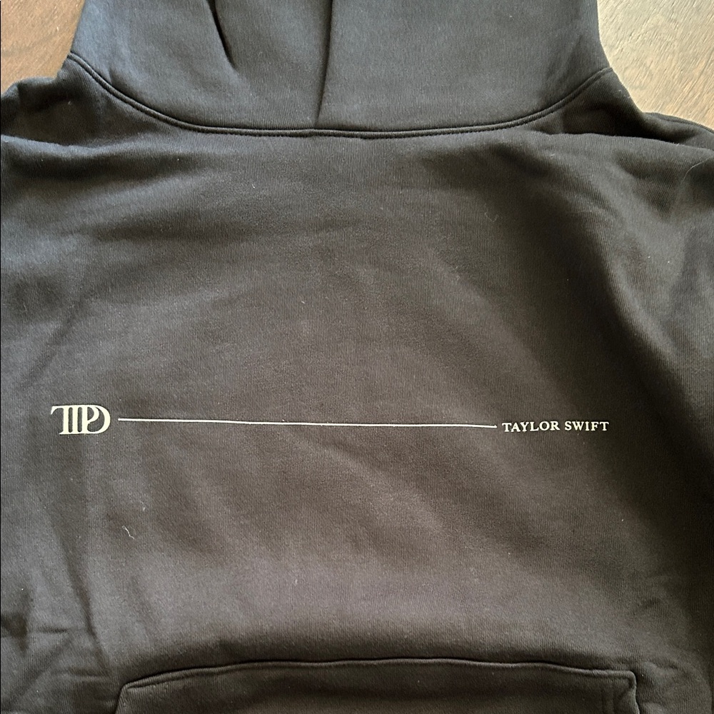 Taylor Swift Black Graphic Sweatshirt - Picture 3 of 4